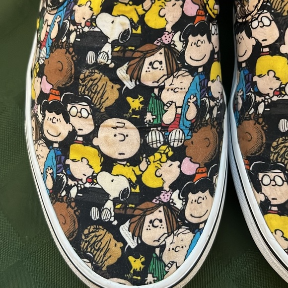 2017 Vans Peanuts Slip Ons - Picture 4 of 13